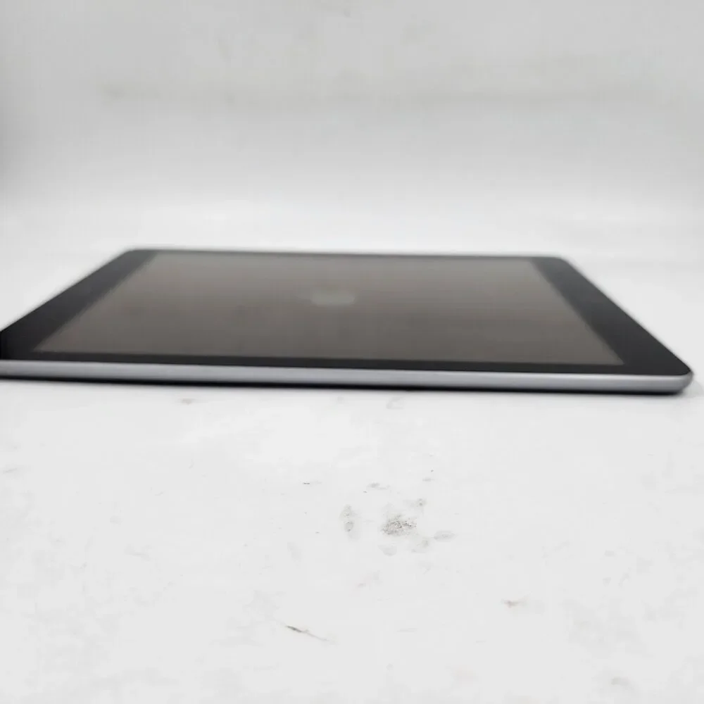 Apple - 9.7-Inch iPad 6th Gen with Wi-Fi - 128GB - Space Gray - Picture 11 of 14